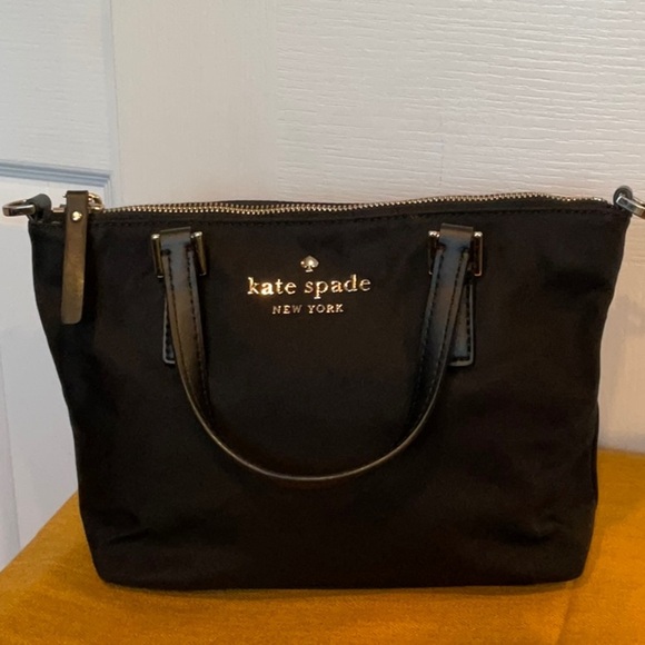 kate spade Handbags - Kate Spade Watson Lane Lucie Crossbody handbag Black Purse Bag Logo - Like New